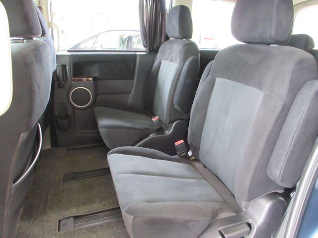 三菱 デリカ　Ｄ：５ ２．４ シャモニー ４ＷＤ H21年 (関東) 99