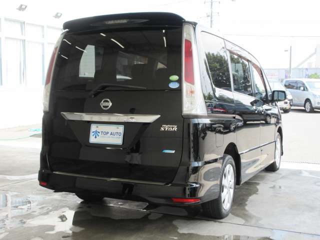 日産 セレナ ２．０ ハイウェイスター ４ＷＤ H23年 (関東) 99
