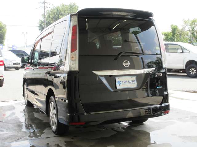 日産 セレナ ２．０ ハイウェイスター ４ＷＤ H23年 (関東) 99