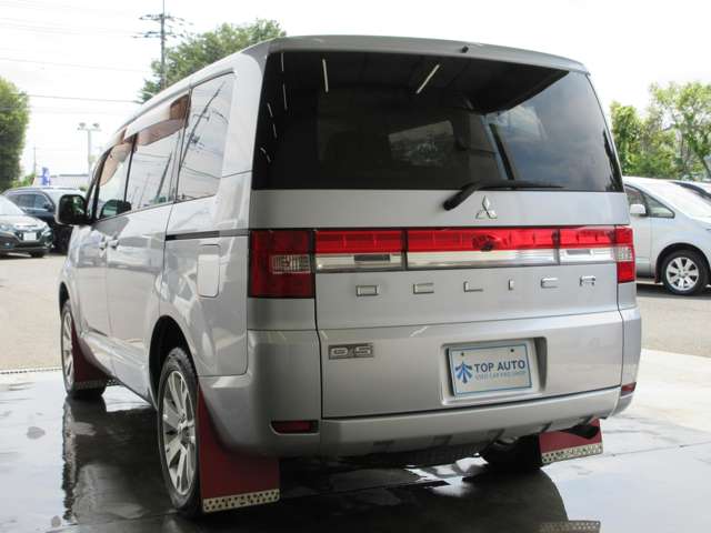 三菱 デリカ　Ｄ：５ ２．４ Ｇ ナビパッケージ ４ＷＤ H19年 (関東) 99