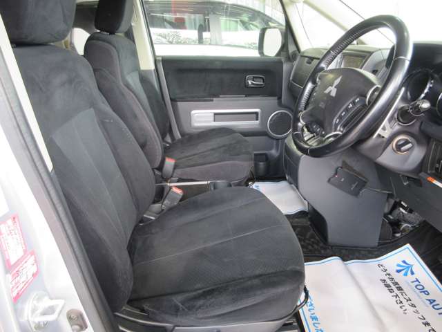 三菱 デリカ　Ｄ：５ ２．４ Ｇ ナビパッケージ ４ＷＤ H19年 (関東) 99