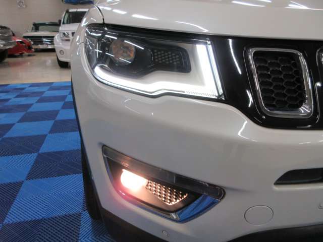 ジープ コンパス リミテッド ４ＷＤ R1年 (関東) 99