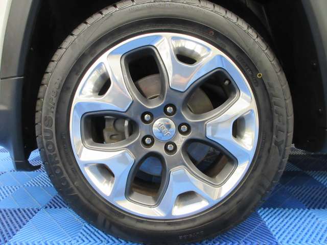 ジープ コンパス リミテッド ４ＷＤ R1年 (関東) 99