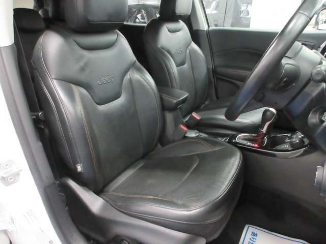ジープ コンパス リミテッド ４ＷＤ R1年 (関東) 99