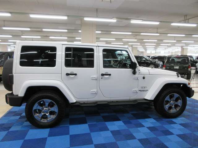 ジープ ラングラー　アンリミテッド アンリミテッド サハラ ４ＷＤ H29年 (関東) 99