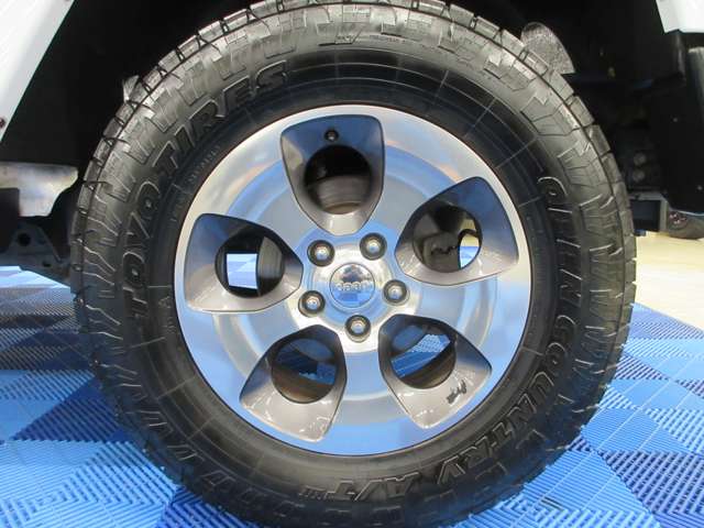 ジープ ラングラー　アンリミテッド アンリミテッド サハラ ４ＷＤ H29年 (関東) 99