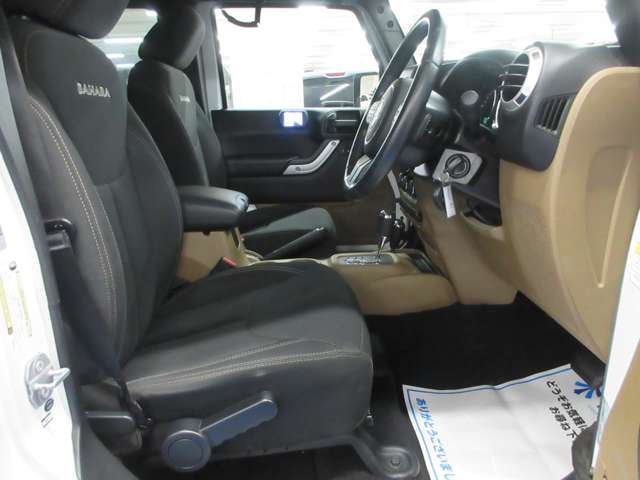 ジープ ラングラー　アンリミテッド アンリミテッド サハラ ４ＷＤ H29年 (関東) 99