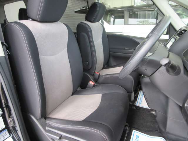 日産 セレナ ２．０ ライダー Ｓ－ＨＹＢＲＩＤ H25年 () 99
