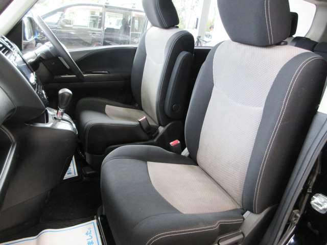 日産 セレナ ２．０ ライダー Ｓ－ＨＹＢＲＩＤ H25年 () 99