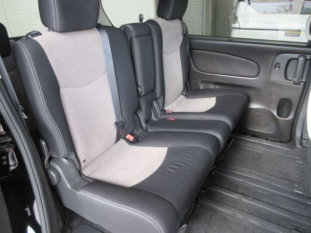 日産 セレナ ２．０ ライダー Ｓ－ＨＹＢＲＩＤ H25年 () 99