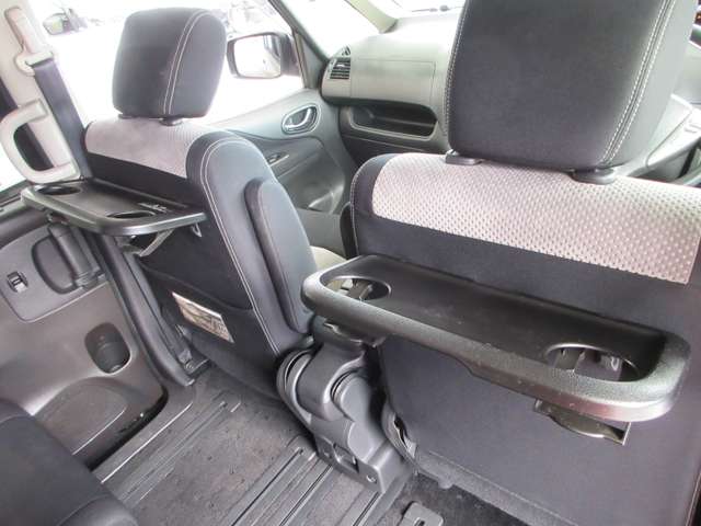 日産 セレナ ２．０ ライダー Ｓ－ＨＹＢＲＩＤ H25年 () 99