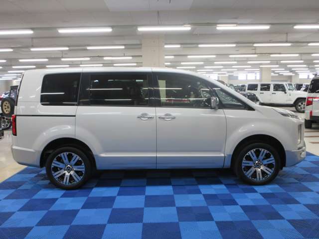 三菱 デリカ　Ｄ：５ ２．２ Ｐ ディーゼルターボ ４ＷＤ R1年 () 99