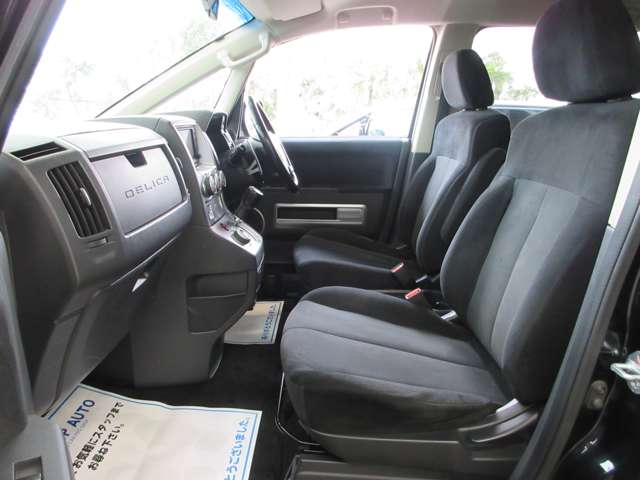 三菱 デリカ　Ｄ：５ ２．４ シャモニー ４ＷＤ H20年 () 99