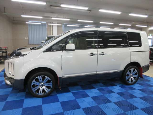 三菱 デリカ　Ｄ：５ ２．２ ジャスパー ディーゼルターボ ４ＷＤ R3年 () 99