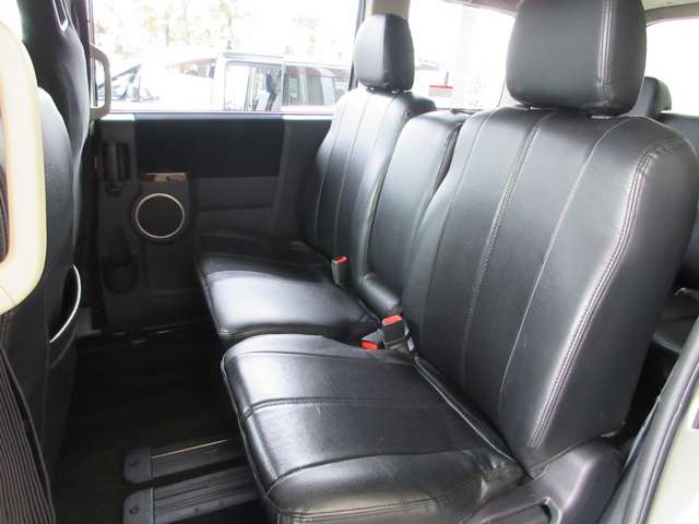 三菱 デリカ　Ｄ：５ ２．４ シャモニー ４ＷＤ H23年 () 99