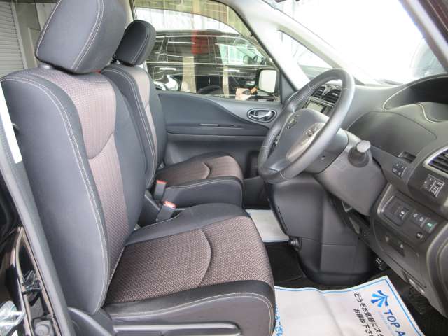 日産 セレナ ２．０ ハイウェイスター Ｓ－ＨＹＢＲＩＤ H26年 () 99