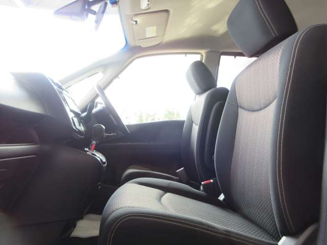 日産 セレナ ２．０ ハイウェイスター Ｓ－ＨＹＢＲＩＤ H26年 () 99