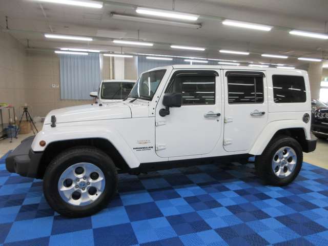 ジープ ラングラー　アンリミテッド アンリミテッド サハラ ４ＷＤ H25年 () 99