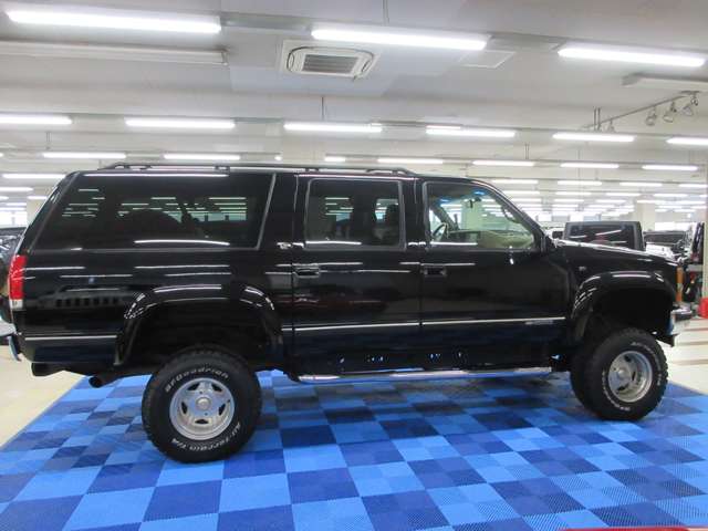 シボレー サバーバン １５００ ＬＴ ５．７ Ｖ８ ４ＷＤ H8年 () 99