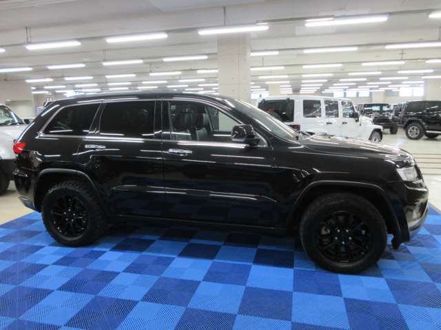 ジープ グランドチェロキー リミテッド ４ＷＤ H27年 () 99