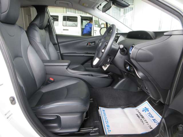 トヨタ プリウス １．８ Ｓ ツーリングセレクション H28年 () 99