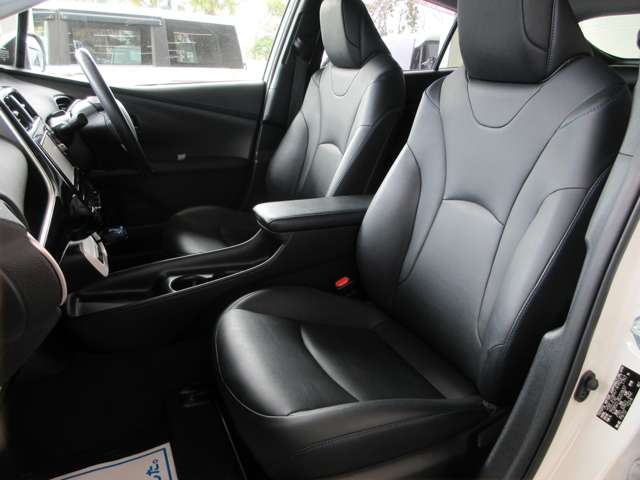 トヨタ プリウス １．８ Ｓ ツーリングセレクション H28年 () 99