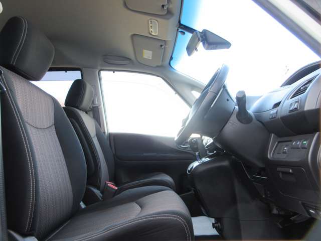 日産 セレナ ２．０ ハイウェイスター Ｖセレクション＋ＳＡＦＥＴＹ Ｓ－ＨＹＢＲＩＤ H27年 () 99