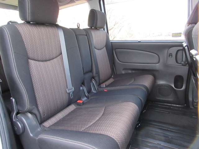日産 セレナ ２．０ ハイウェイスター Ｖセレクション＋ＳＡＦＥＴＹ Ｓ－ＨＹＢＲＩＤ H27年 () 99