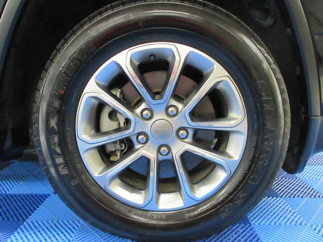 ジープ グランドチェロキー リミテッド ４ＷＤ H28年 () 99