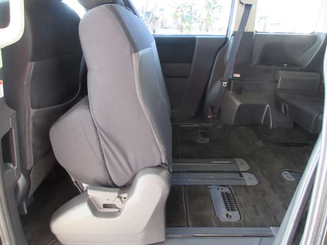 三菱 デリカ　Ｄ：５ ２．２ Ｄ パワーパッケージ ディーゼルターボ ４ＷＤ H28年 () 99