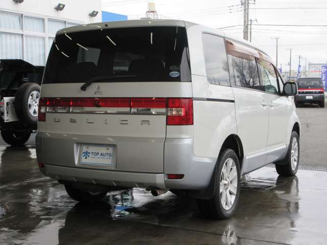 三菱 デリカ　Ｄ：５ ２．４ Ｇ パワーパッケージ ４ＷＤ H23年 () 99