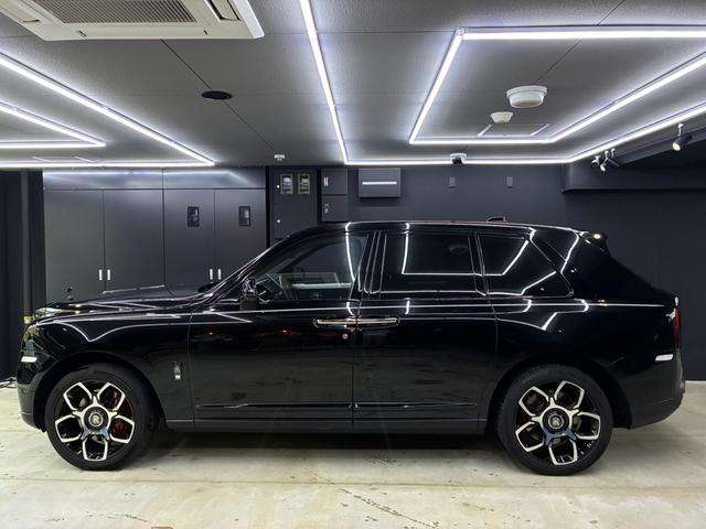 ロールスロイス ブラックバッジカリナン ６．７５ ４ＷＤ R3年 (近畿) 99