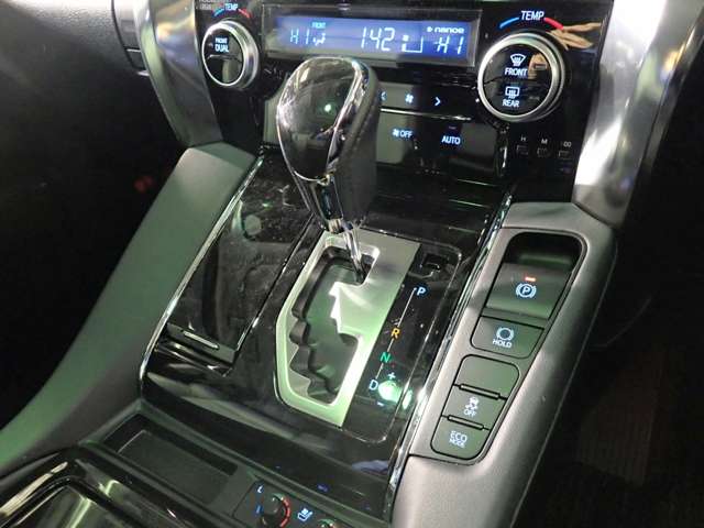 トヨタ アルファード ２．５ Ｓ Ｃパッケージ R5年 (近畿) 99