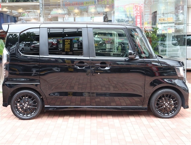 ホンダ Ｎ　ＢＯＸ カスタム ６６０ Ｌ ターボ スタイルプラス ブラック R5年 (関東) 99