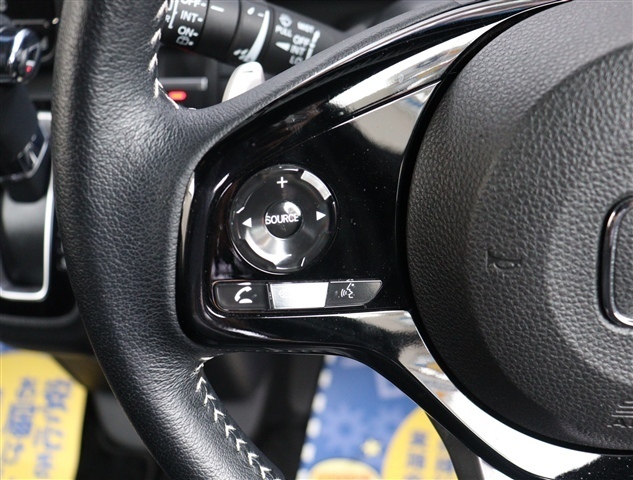 ホンダ Ｎ　ＢＯＸ カスタム ６６０ Ｌ ターボ スタイルプラス ブラック R5年 (関東) 99