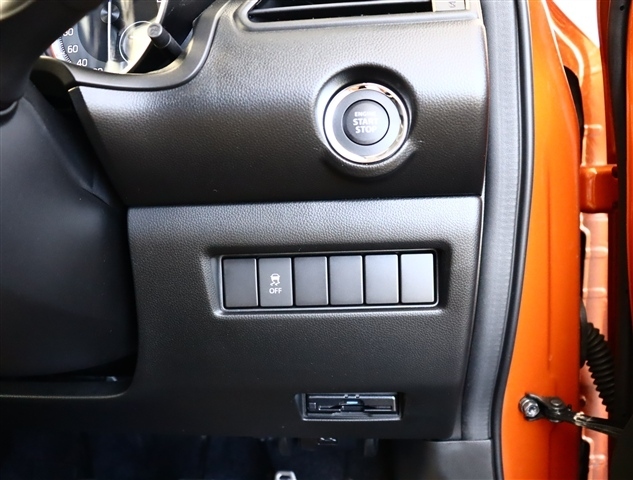 スズキ スイフト スポーツ １．４ スズキ セーフティ サポート非装着車 R4年 (関東) 99