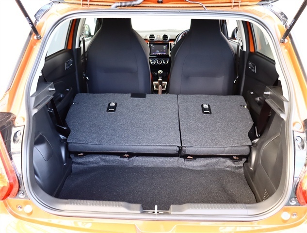 スズキ スイフト スポーツ １．４ スズキ セーフティ サポート非装着車 R4年 (関東) 99