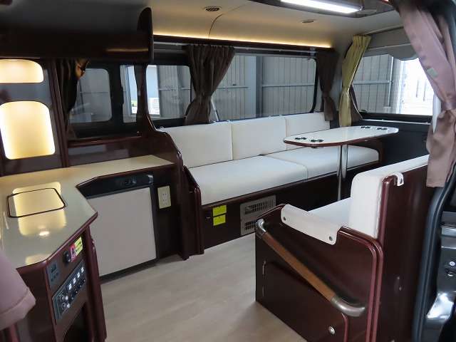 トヨタ ハイエースバン キャンピングカー H26年 (関東) 99