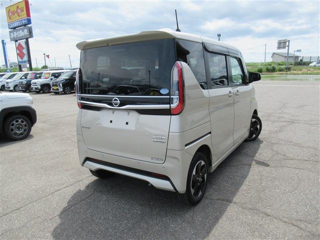 日産 ルークス ６６０ ハイウェイスターＸ プロパイロット エディション ４ＷＤ R3年 (東北) 99