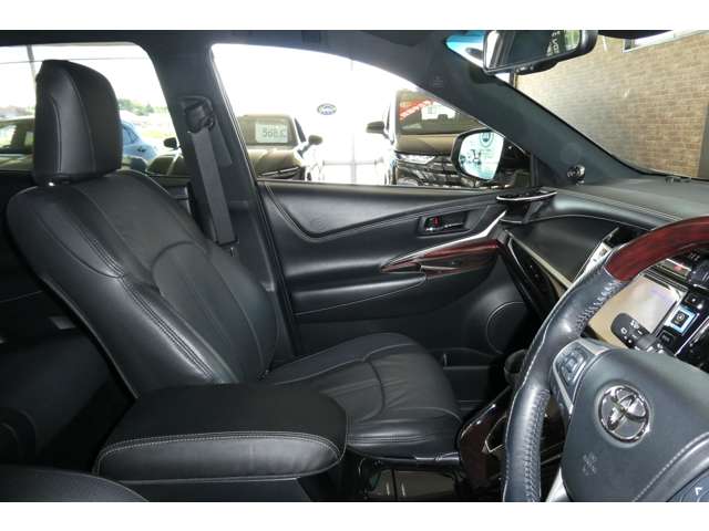 トヨタ ハリアー ２．０ プレミアム ４ＷＤ H27年 (東北) 99
