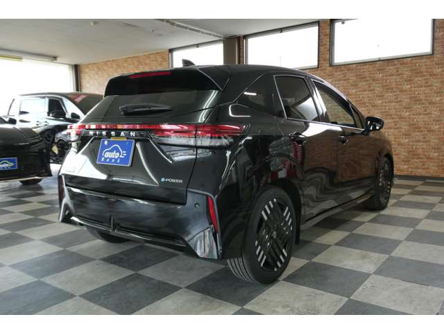日産 ノートオーラ １．２ Ｇ レザーエディション R7年 (東北) 99