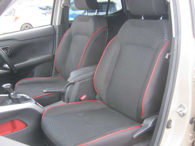 トヨタ ライズ １．０ Ｚ ４ＷＤ R2年 (関東) 99