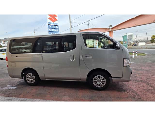 日産 ＮＶ３５０キャラバン ２．５ プレミアムＧＸ ロングボディ ディーゼルターボ ４ＷＤ R1年 (関東) 99