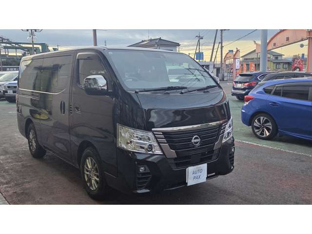 日産 キャラバンバン ２．０ グランド プレミアムＧＸ ロングボディ マルチベッド テーブル無車 R4年 (関東) 99