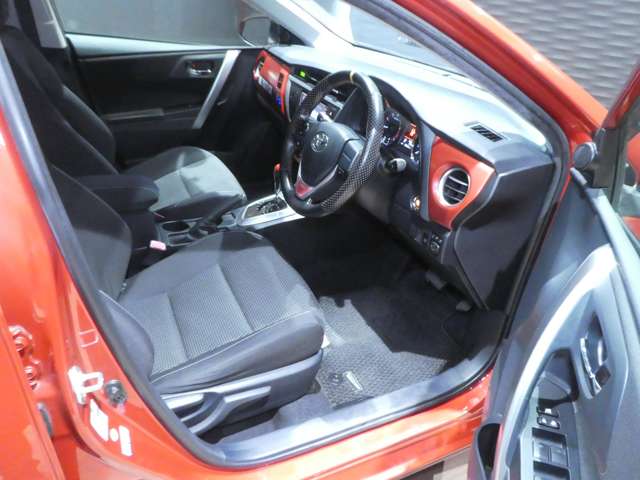 トヨタ オーリス １．５ １５０Ｘ Ｓパッケージ H25年 (関東) 99