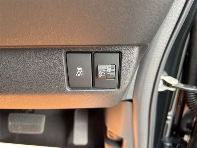 ホンダ Ｎ　ＢＯＸ カスタム ６６０ コーディネートスタイル モノトーン R8年 (近畿) 99