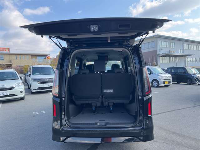 日産 セレナ １．４ Ｅ－ＰＯＷＥＲ ハイウェイスターＶ R7年 (近畿) 99