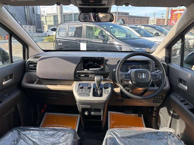 ホンダ フリード　ハイブリッド １．５ Ｅ：ＨＥＶ エアー ＥＸ R7年 (近畿) 99