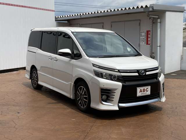 トヨタ ヴォクシー ２．０ ＺＳ H26年 (中国) 99