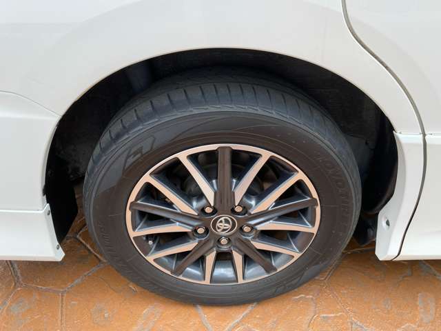 トヨタ ヴォクシー ２．０ ＺＳ H26年 (中国) 99